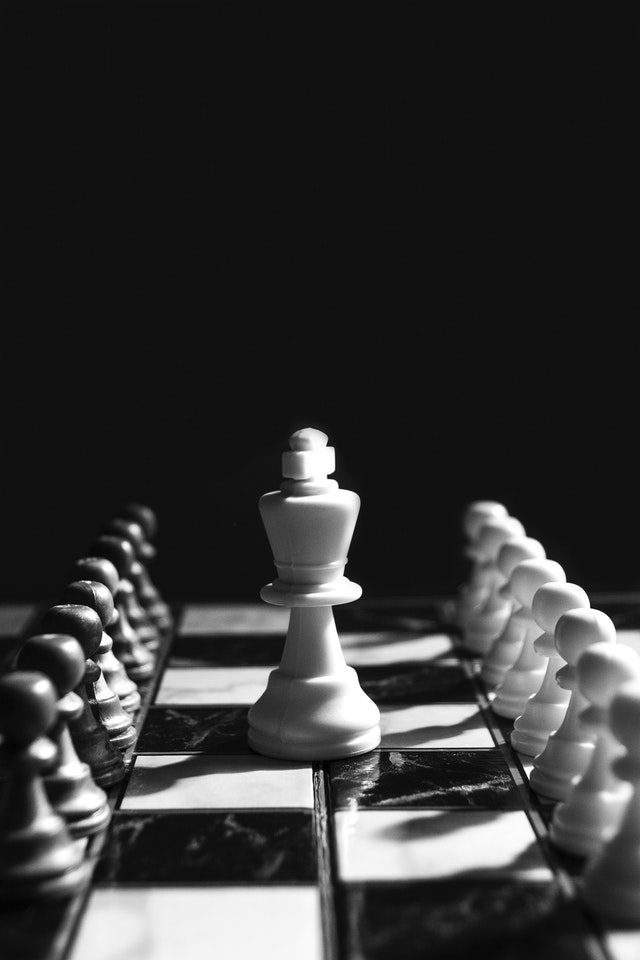 Chess Board 640 x 960 iPhone 4 Wallpaper